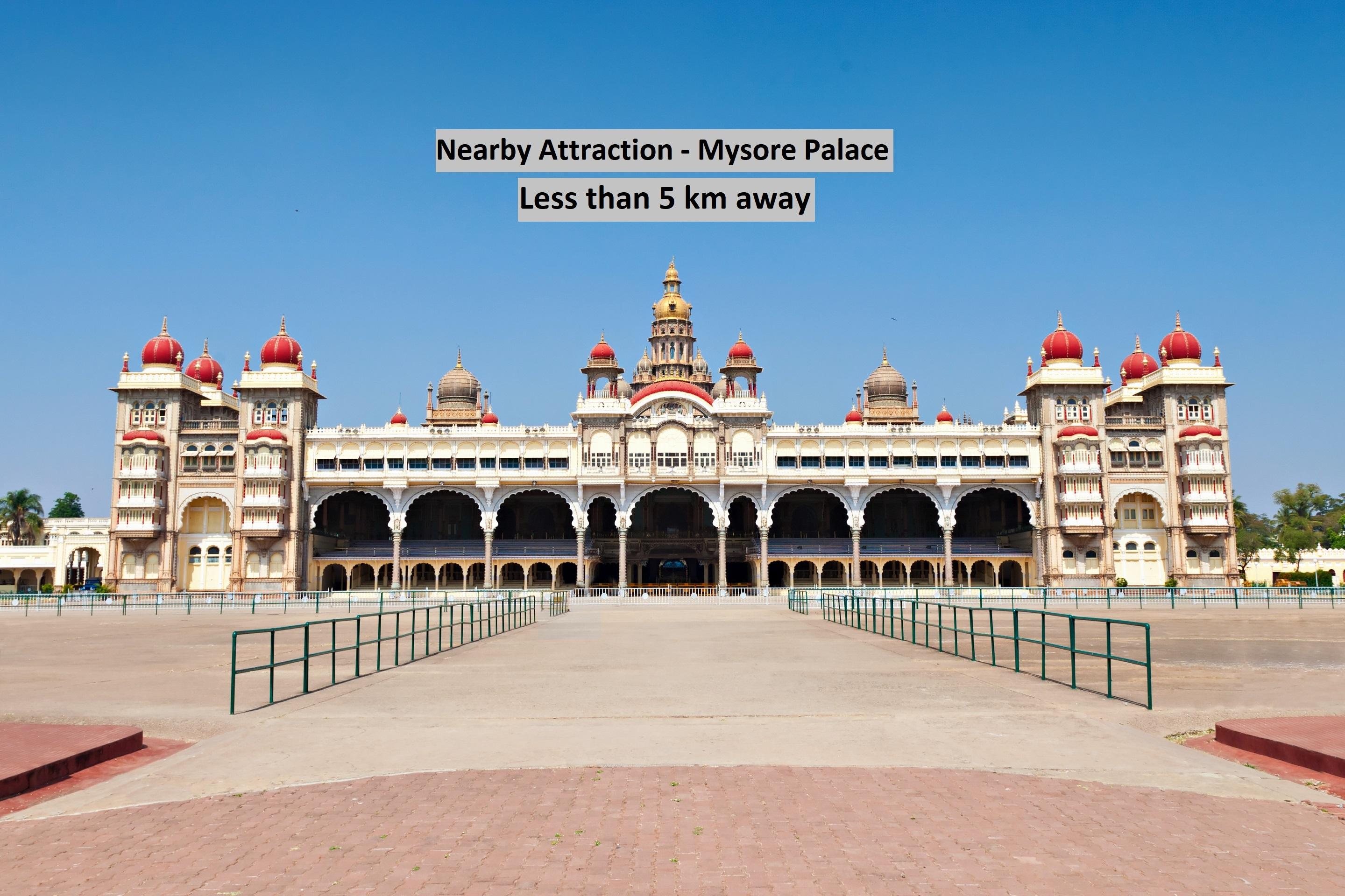 Hotel White Parrot Mysore Exteriör bild